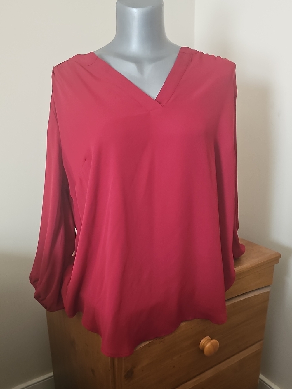 torrid V-Neck Long Sleeve Top - Raspberry
